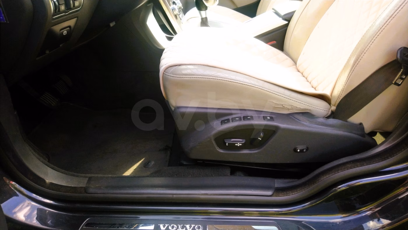 Volvo V70 фото 14