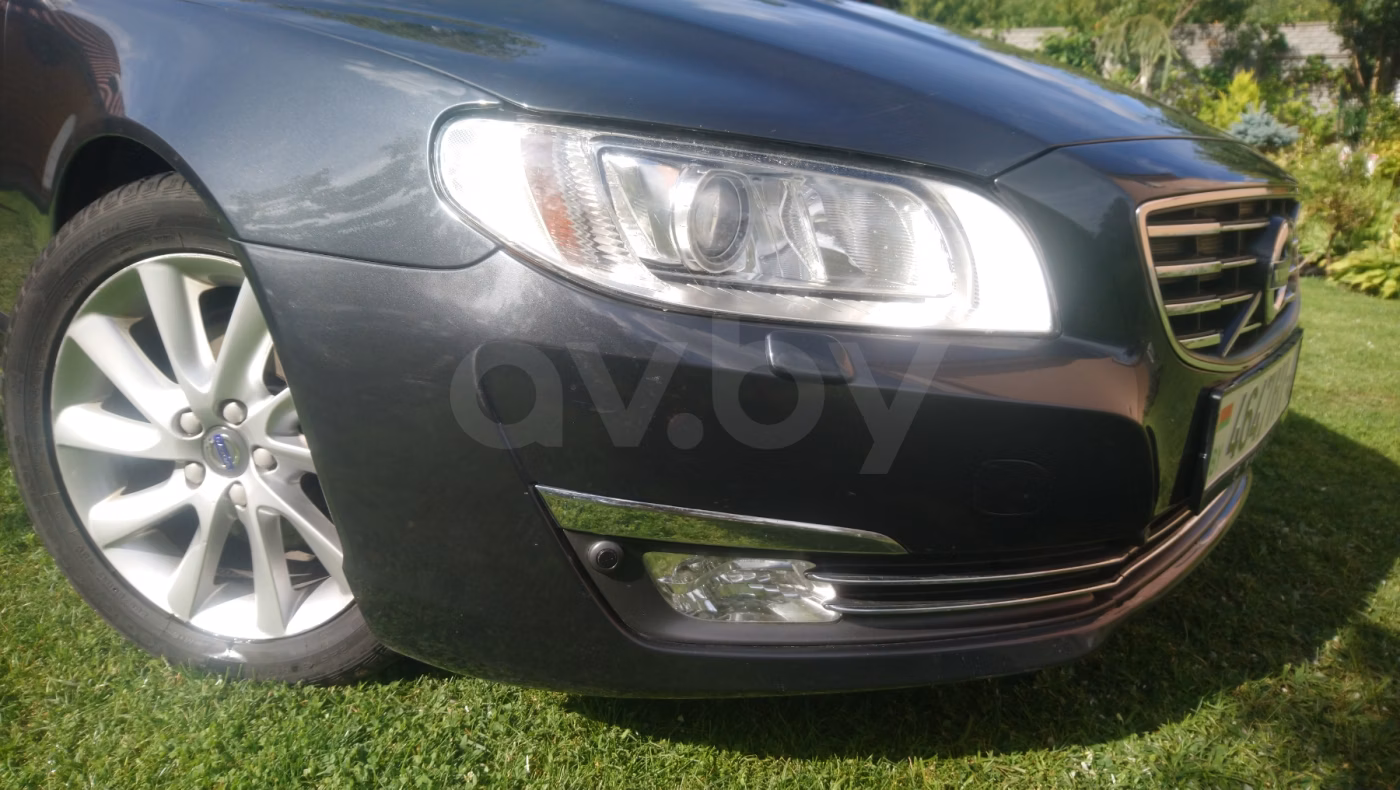 Volvo V70 фото 11
