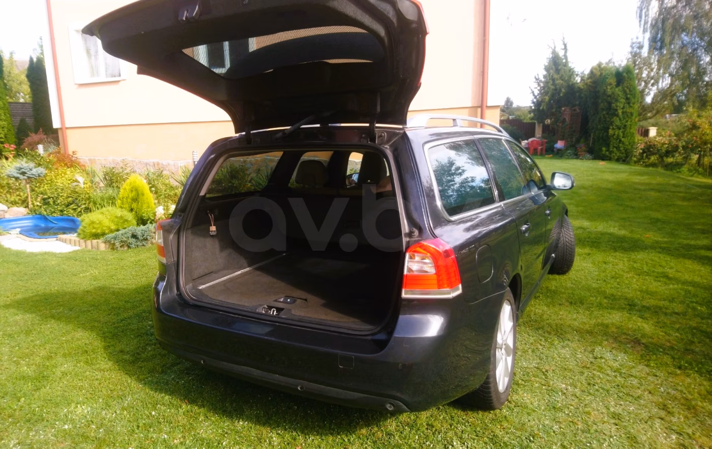 Volvo V70 фото 21