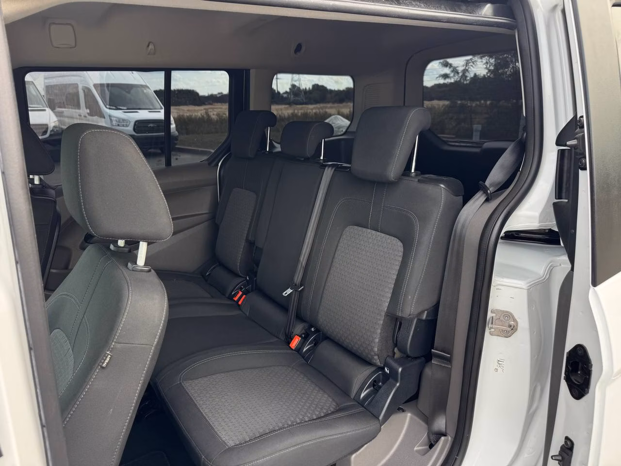 Ford Tourneo Connect фото 17