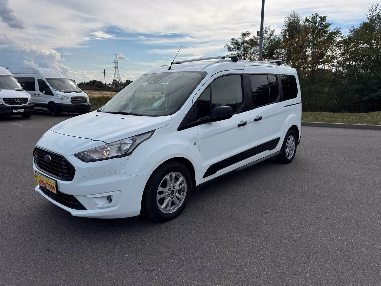 Ford Tourneo Connect фото 2