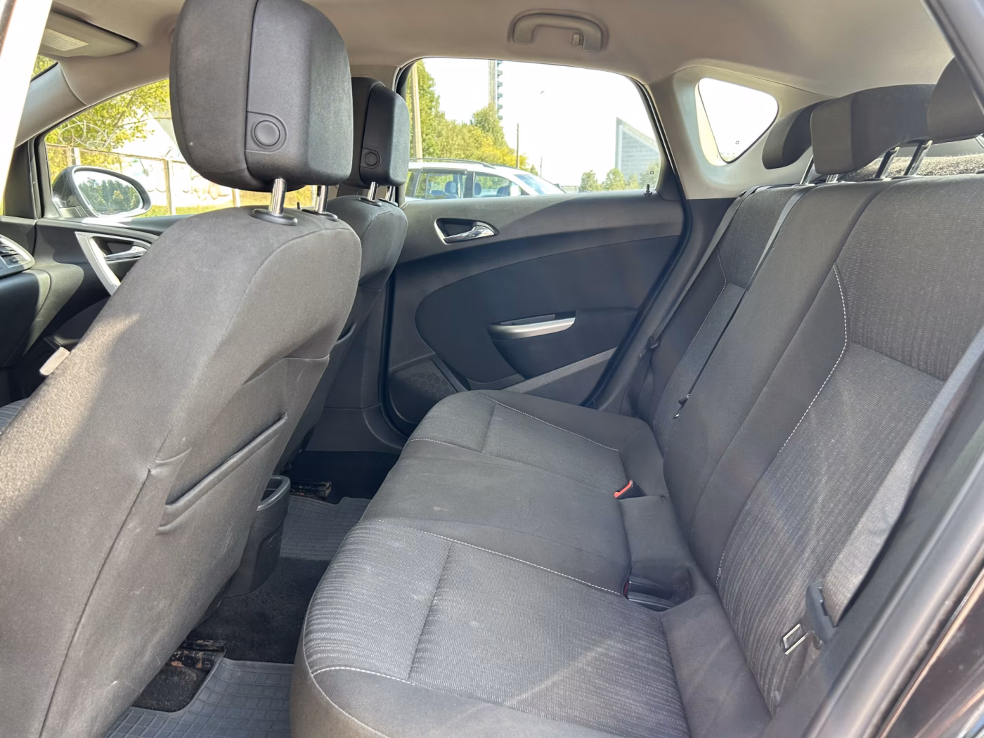 Opel Astra фото 11