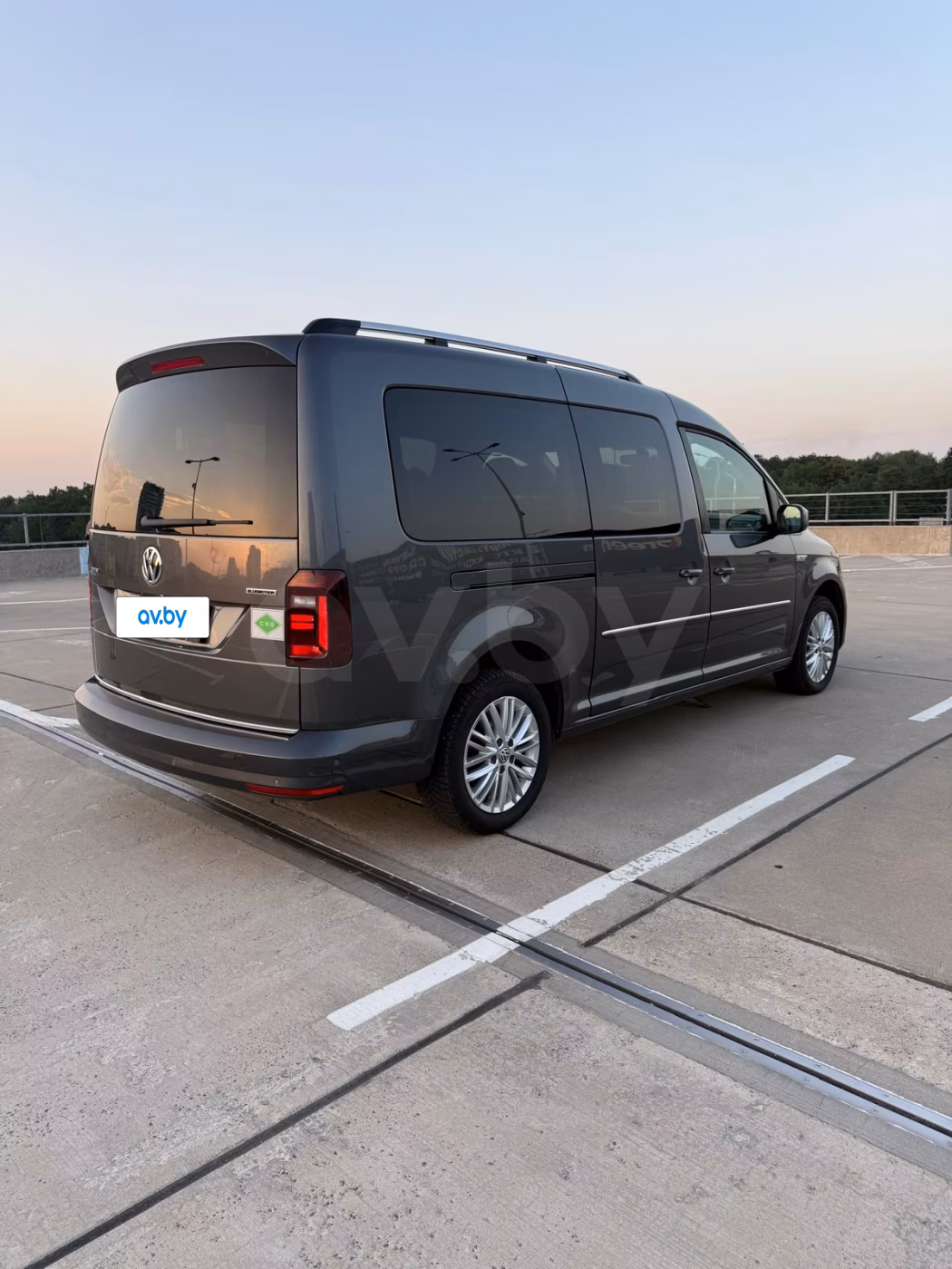 Volkswagen Caddy MAXI фото 5