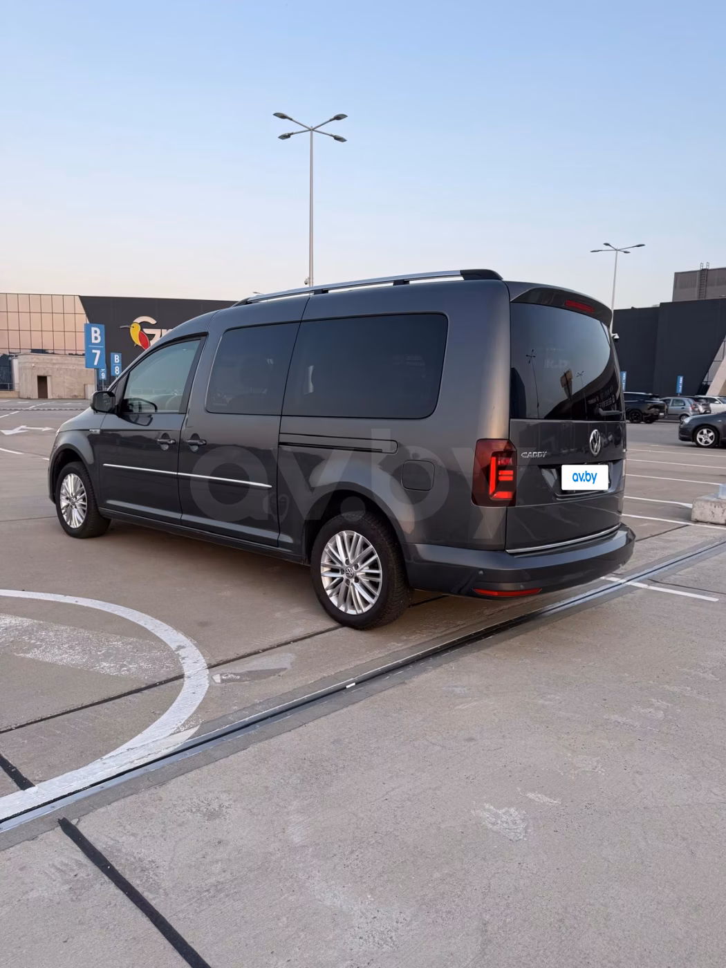 Volkswagen Caddy MAXI фото 3