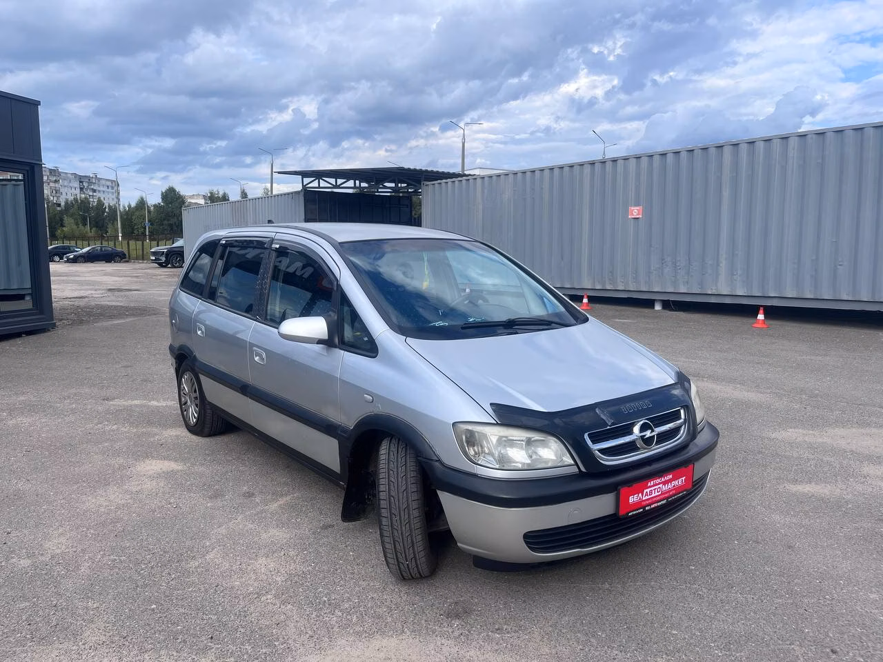 Opel Zafira фото 3