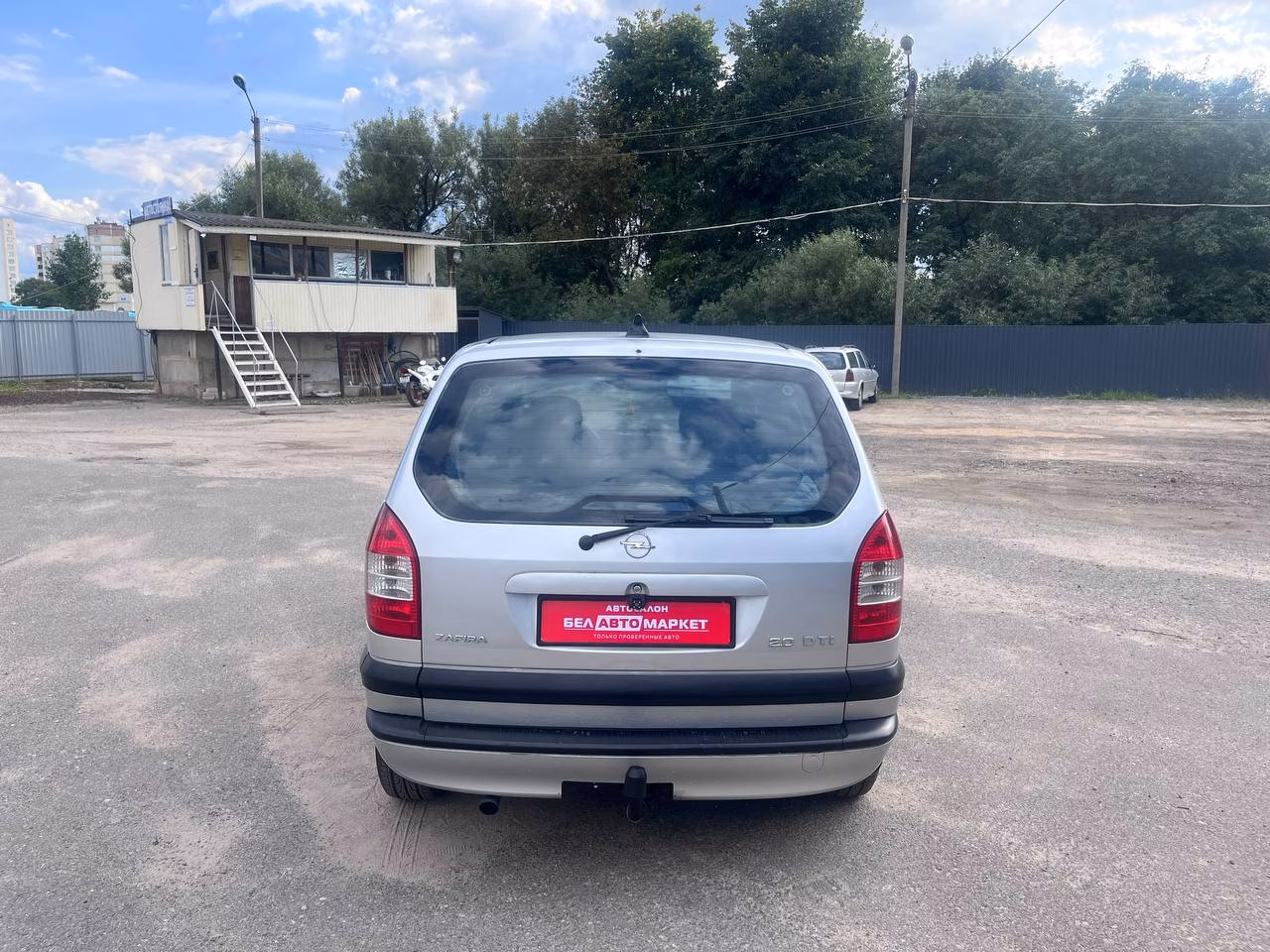 Opel Zafira фото 6
