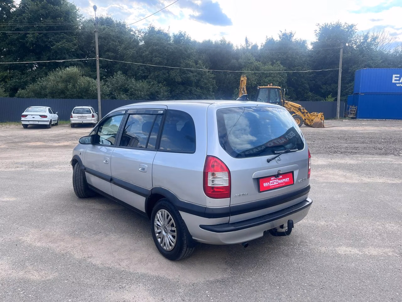 Opel Zafira фото 7