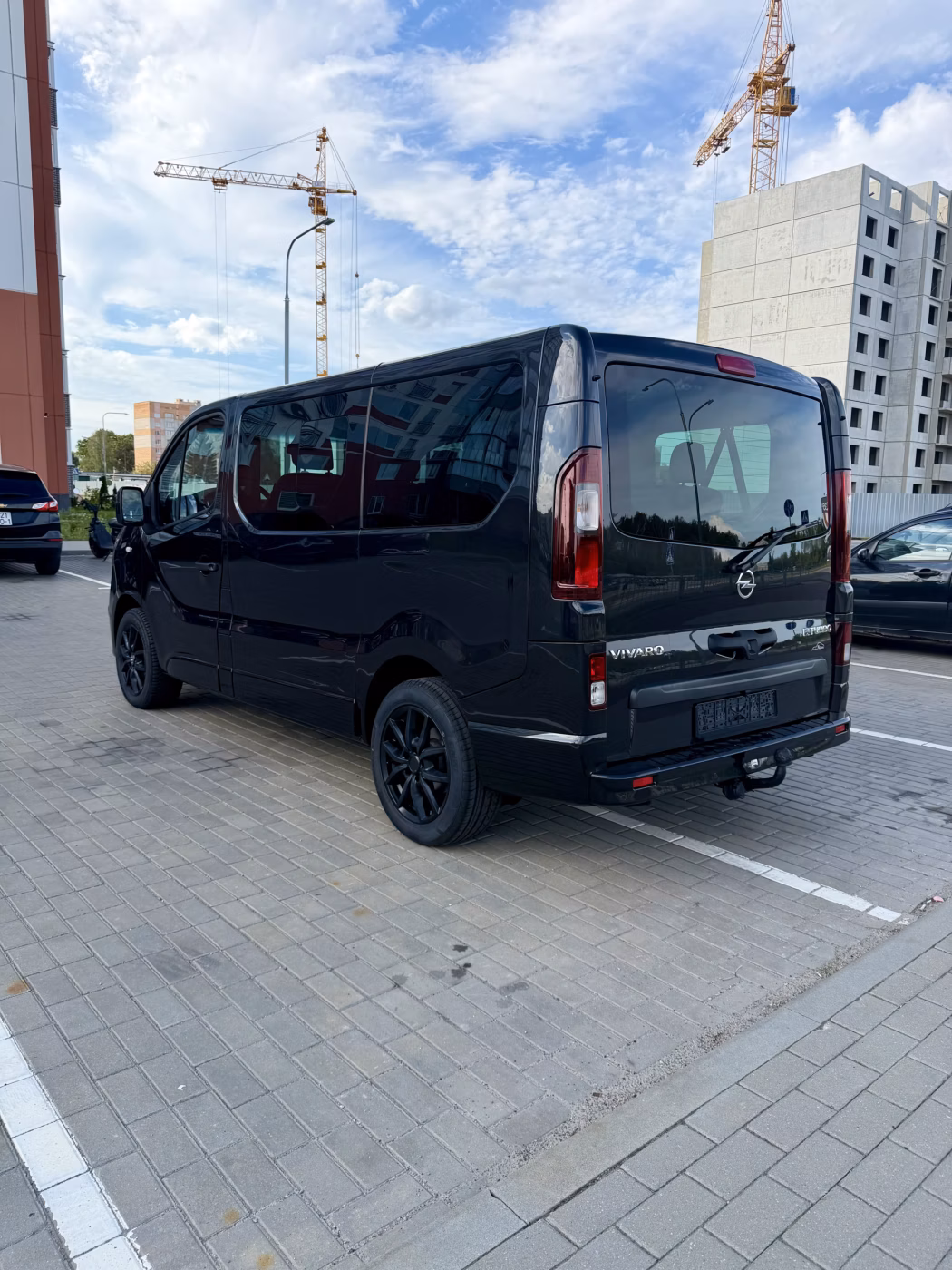 Opel Vivaro фото 5
