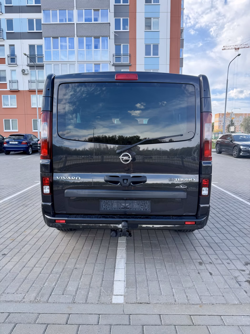 Opel Vivaro фото 8
