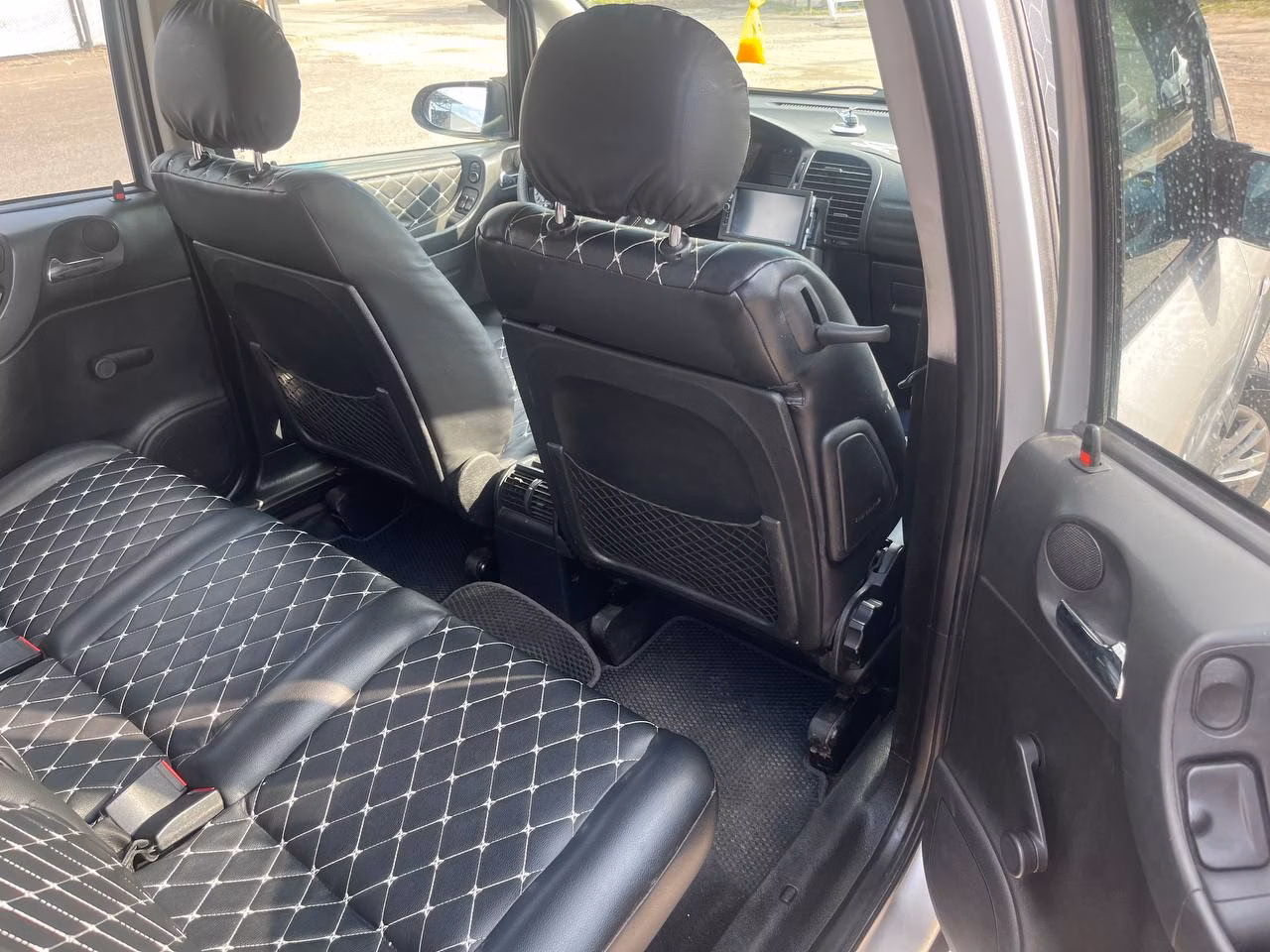 Opel Zafira фото 12