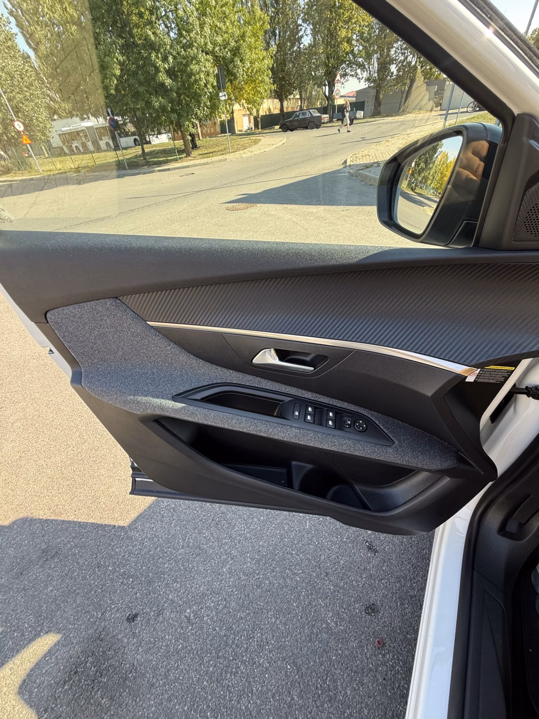 Peugeot 3008 фото 20