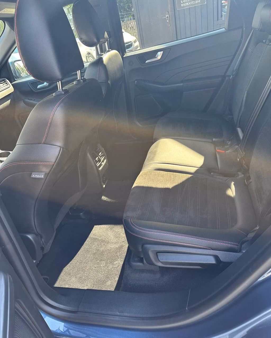 Ford Kuga фото 10