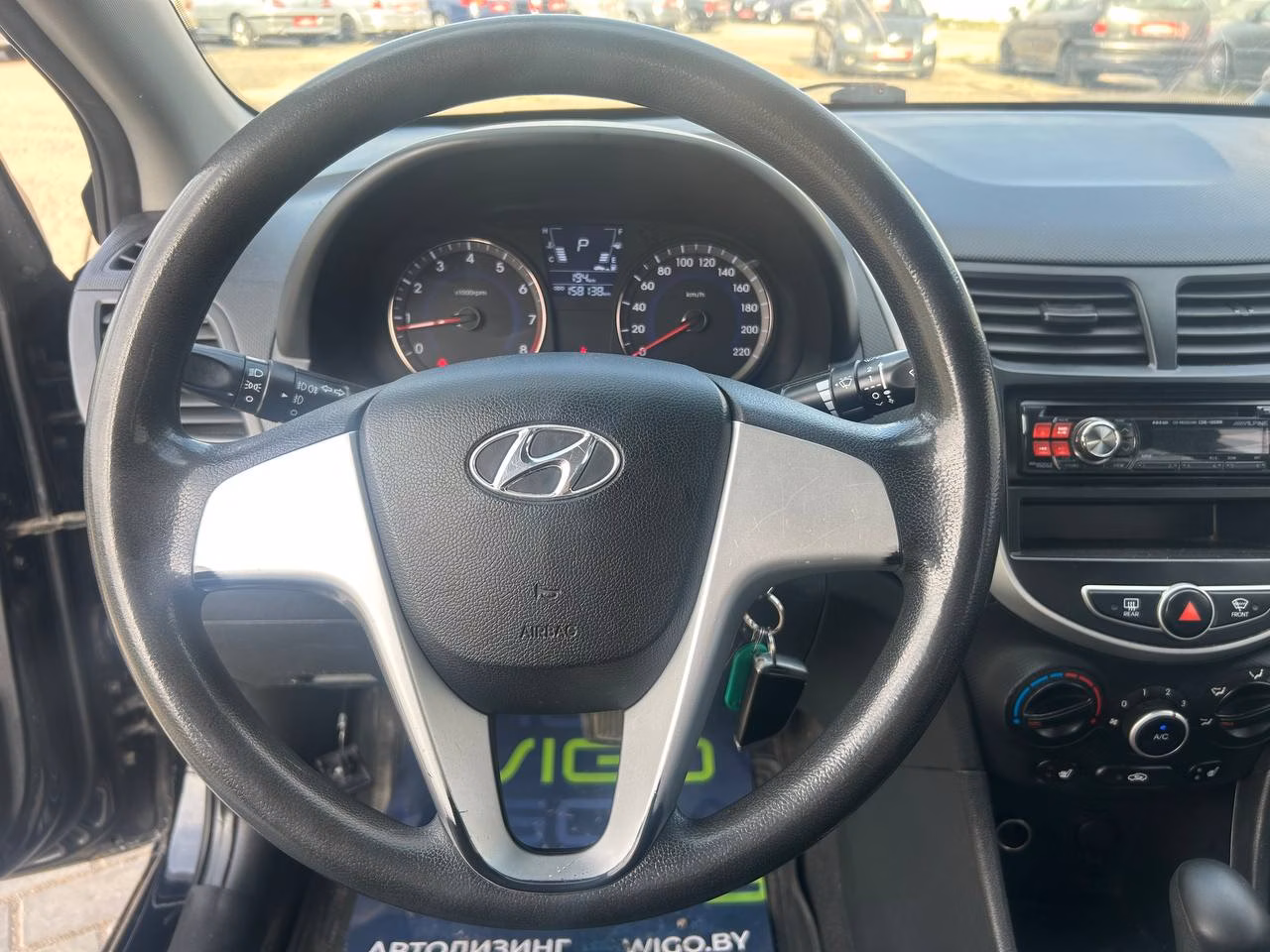 Hyundai Solaris фото 11