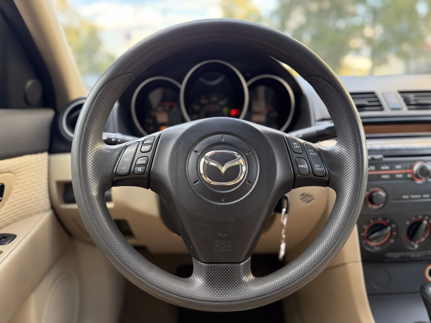 Mazda 3 фото 8