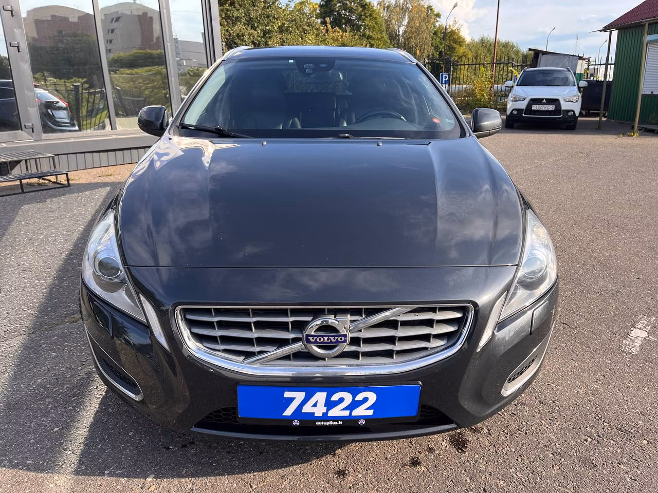 Volvo V60 фото 2