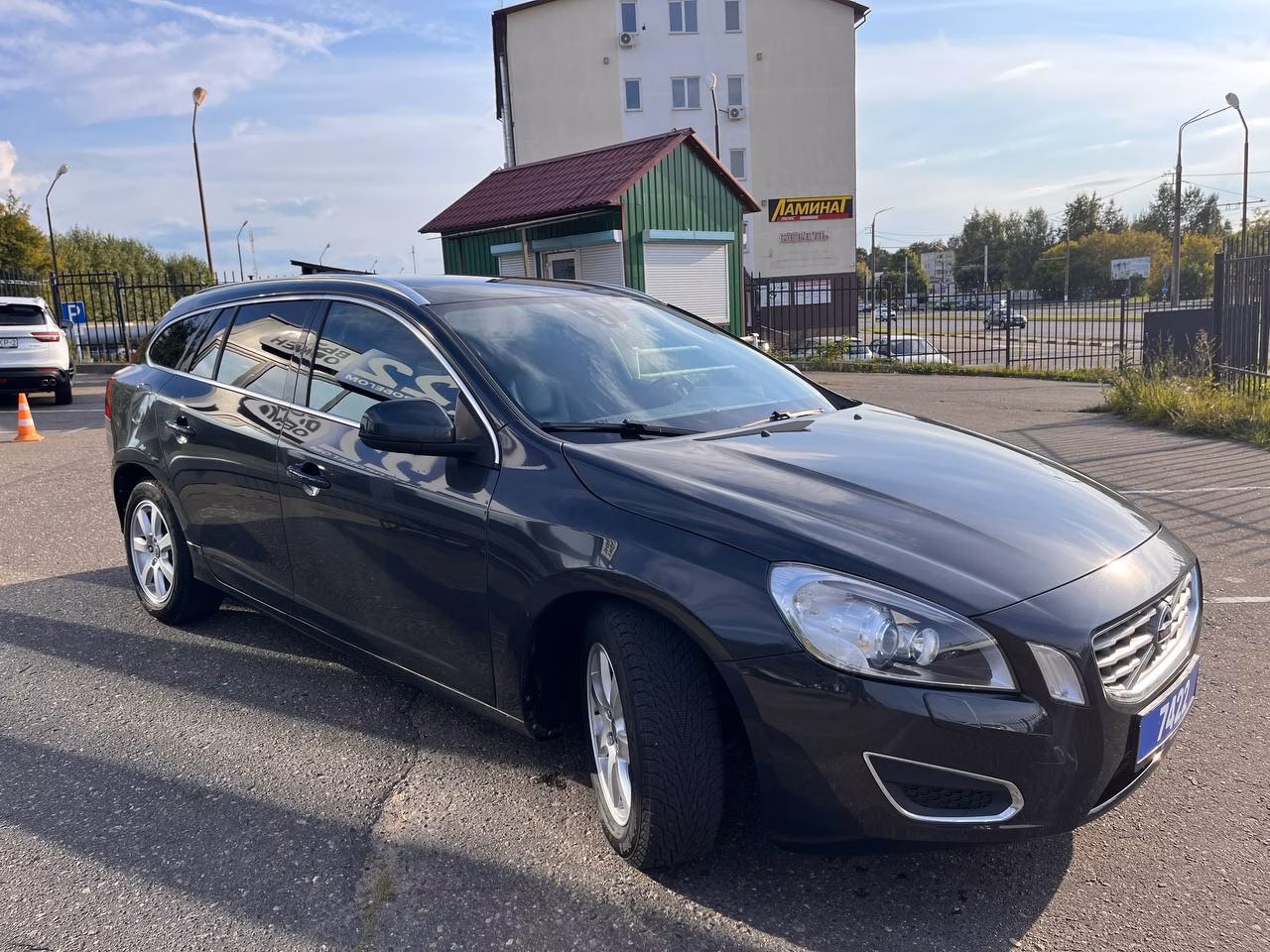 Volvo V60 фото 3