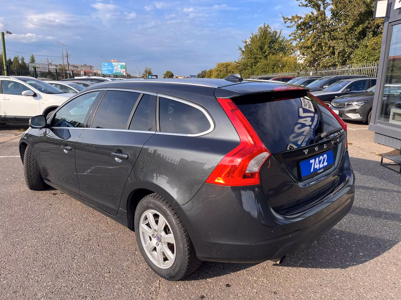 Volvo V60 фото 7