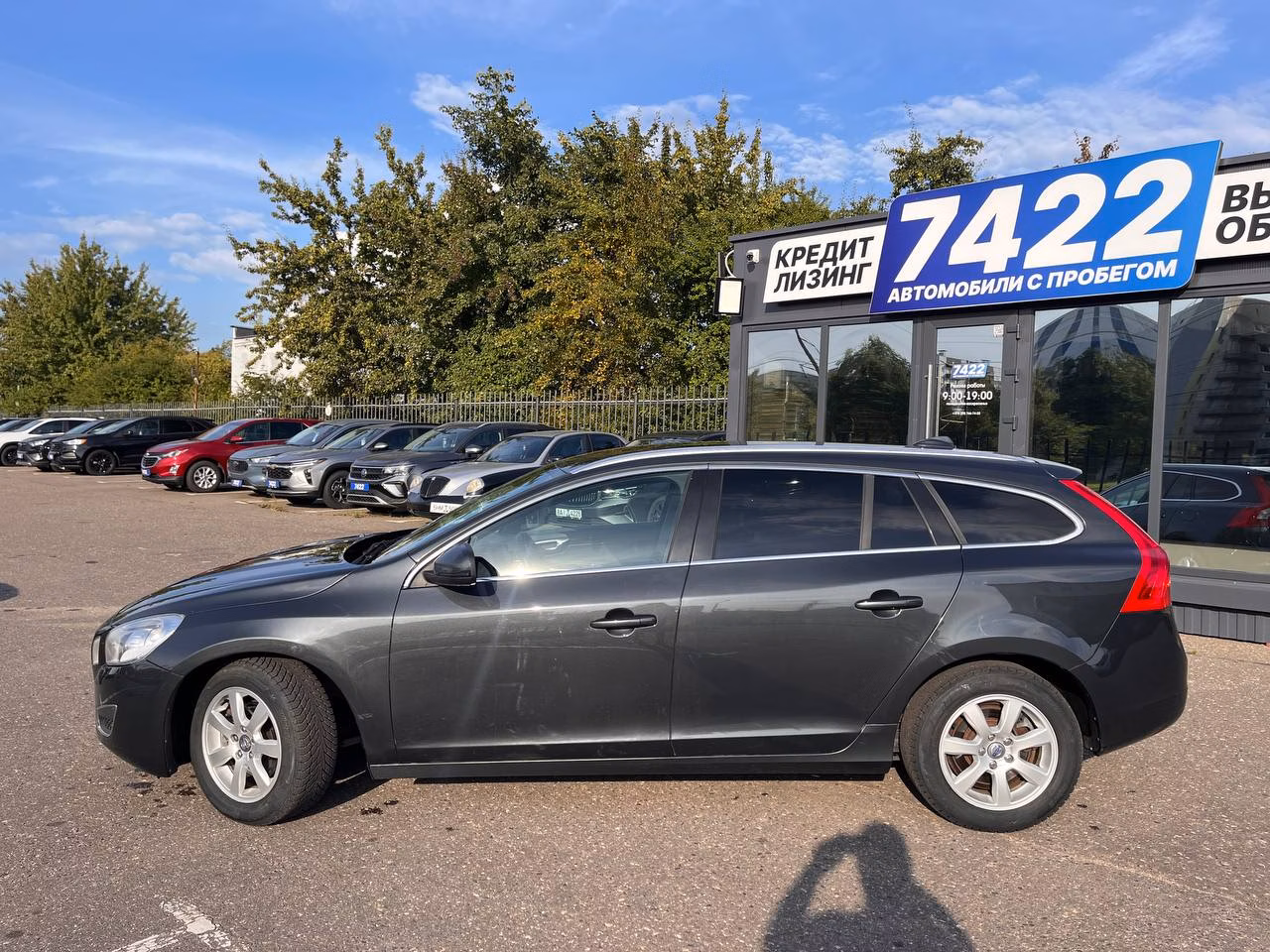 Volvo V60 фото 8
