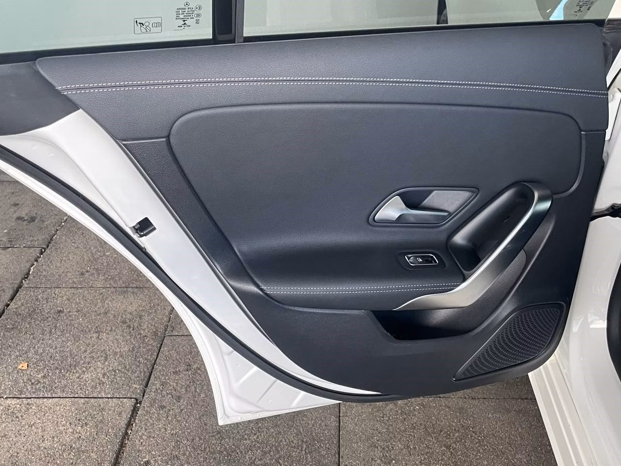 Mercedes-Benz CLA фото 12