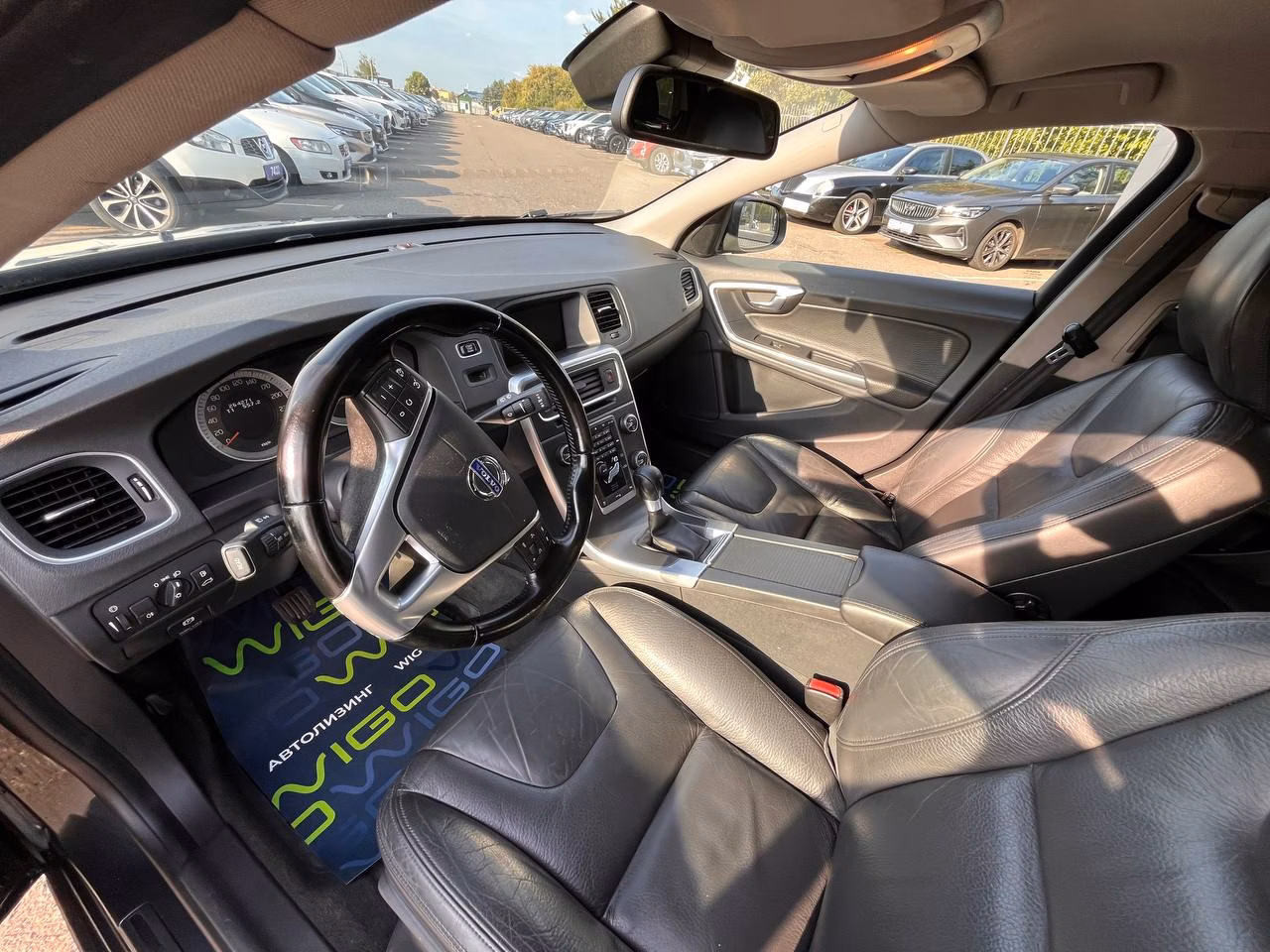 Volvo V60 фото 9