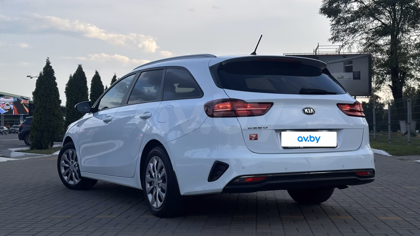 Kia Cee'd фото 11
