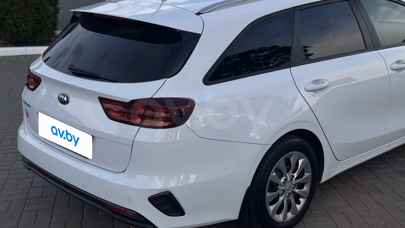 Kia Cee'd фото 9