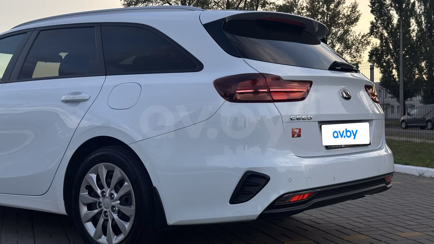Kia Cee'd фото 8