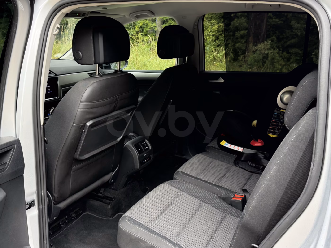 Volkswagen Touran фото 2