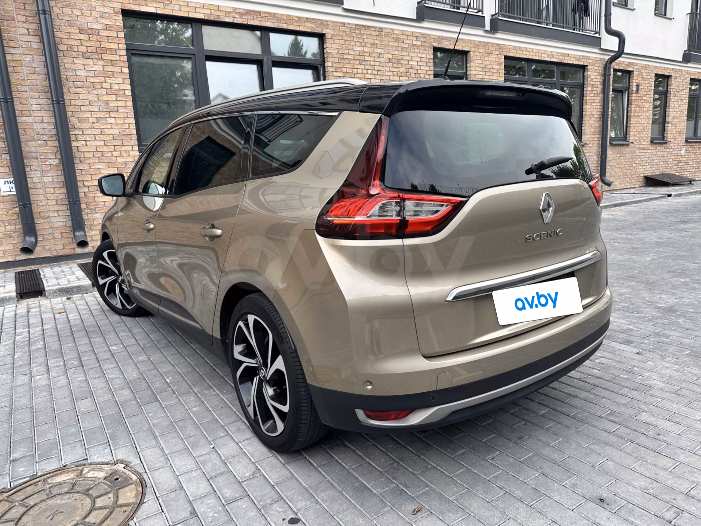 Renault Grand Scenic фото 6