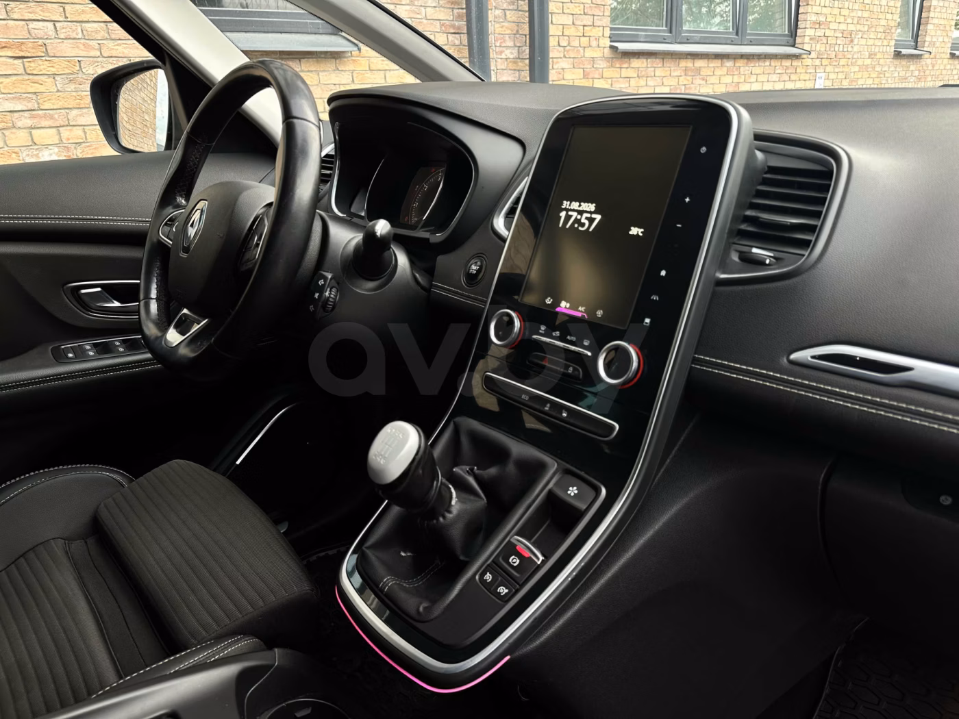 Renault Grand Scenic фото 9