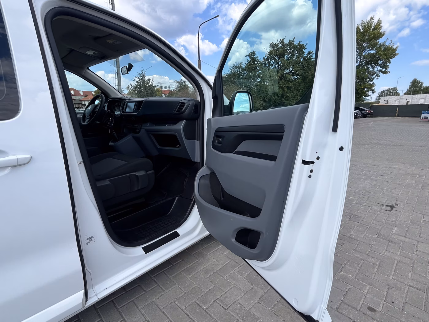Citroen Jumpy фото 4