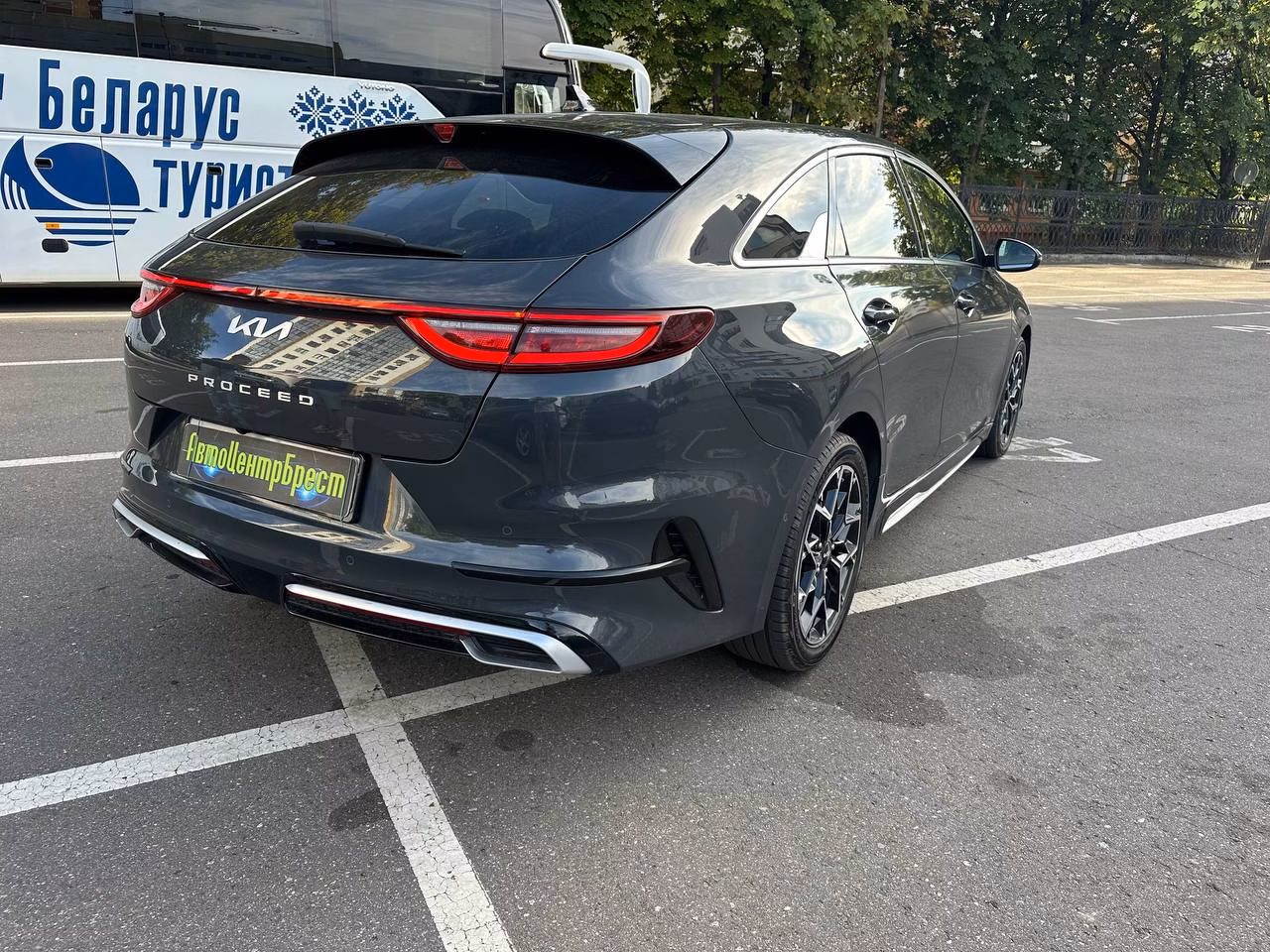 Kia ProCeed фото 12