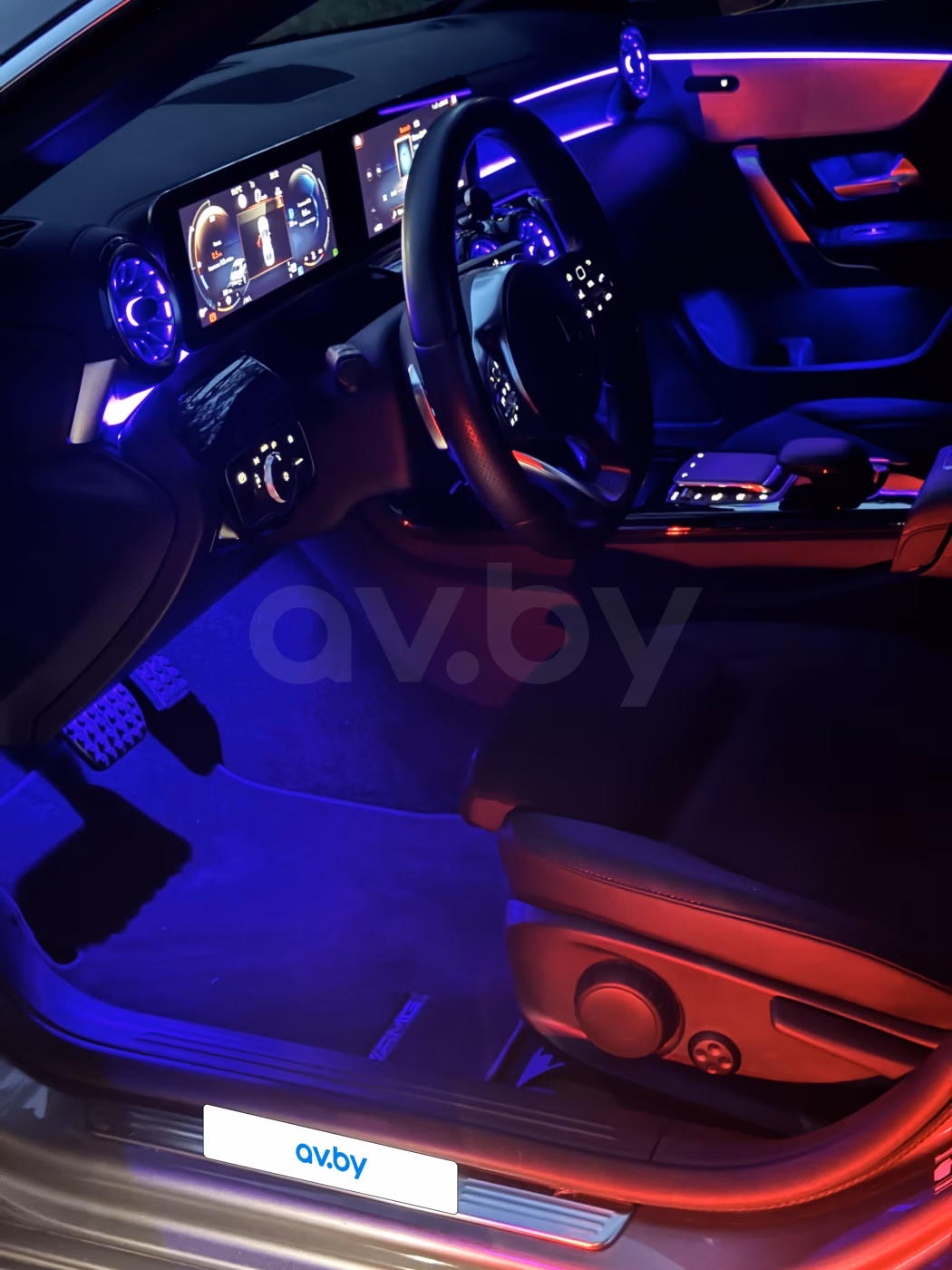 Mercedes-Benz CLA фото 8