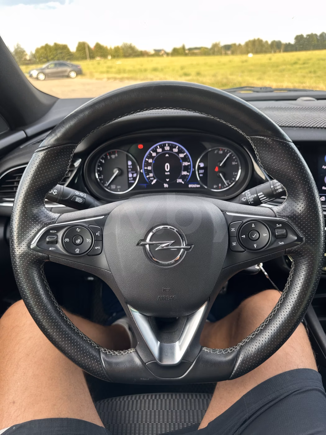 Opel Insignia фото 13