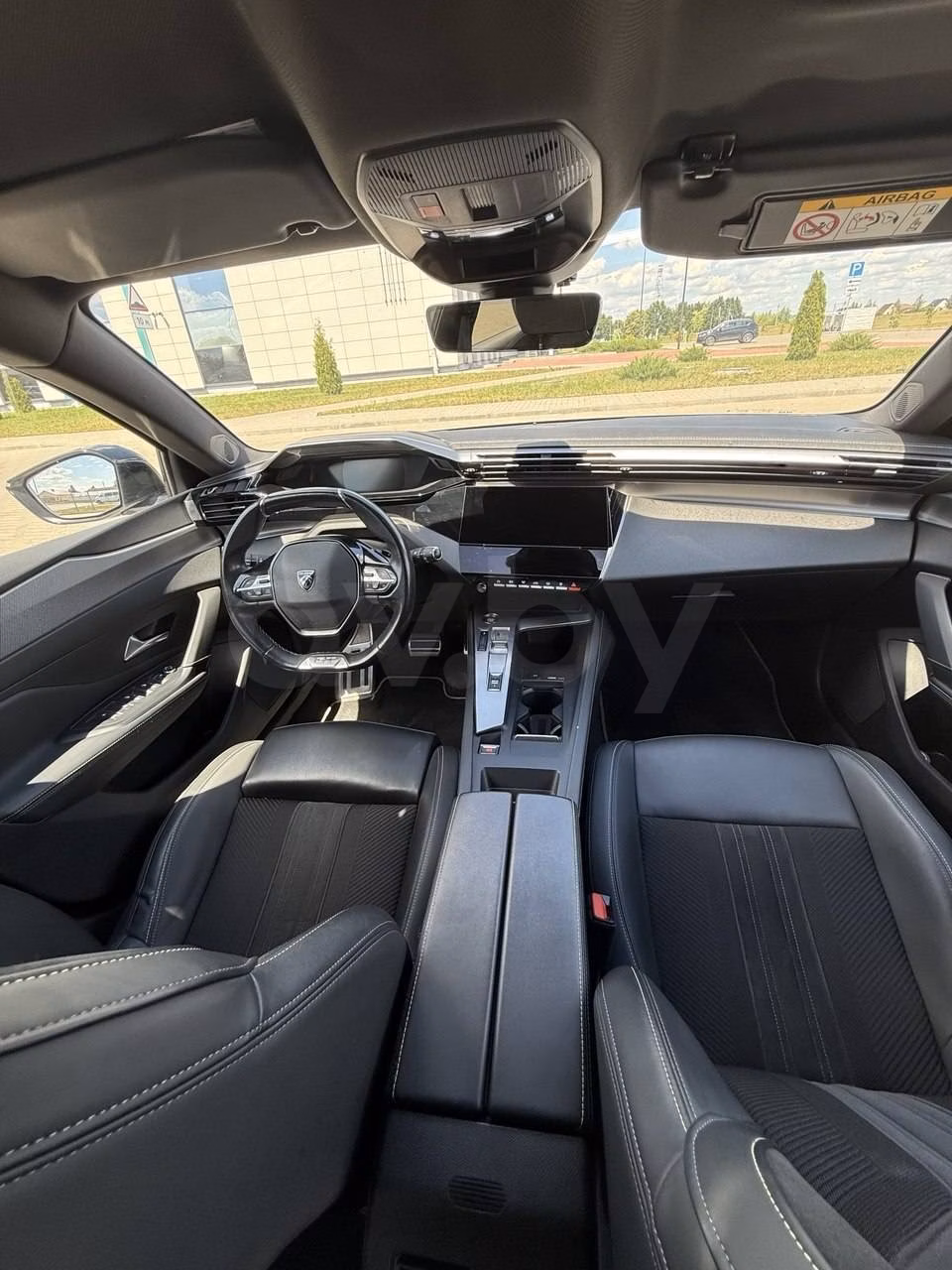 Peugeot 308 фото 9