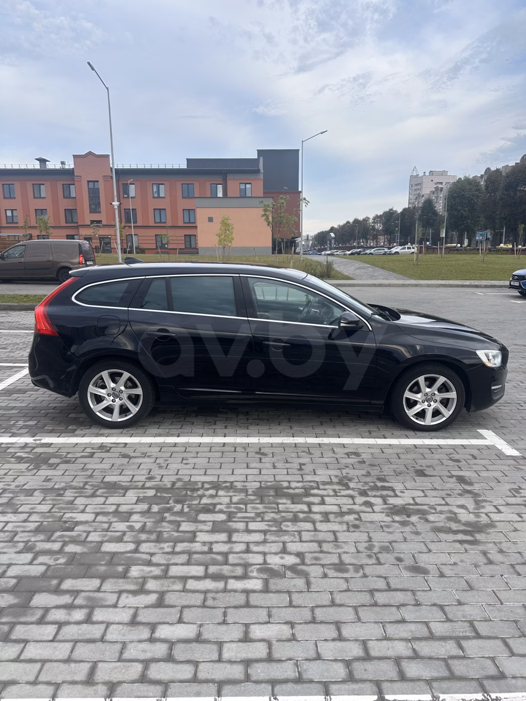 Volvo V60