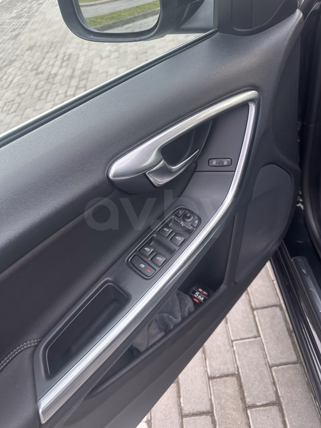 Volvo V60 фото 9