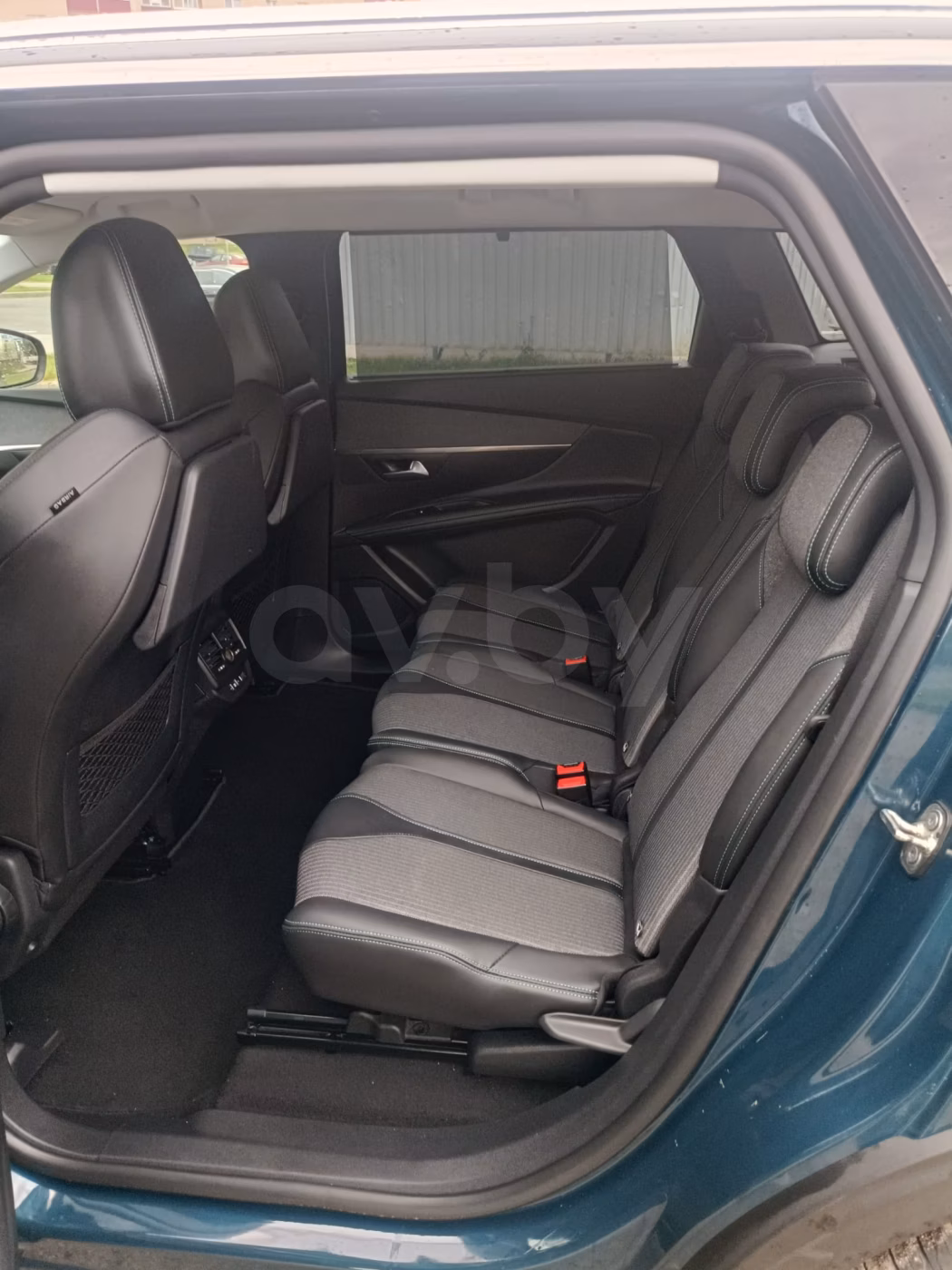 Peugeot 5008 фото 12