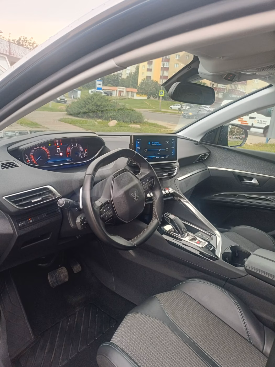 Peugeot 5008 фото 9