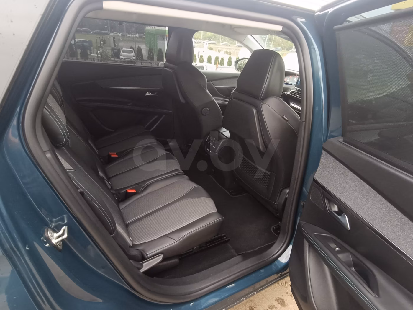 Peugeot 5008 фото 8