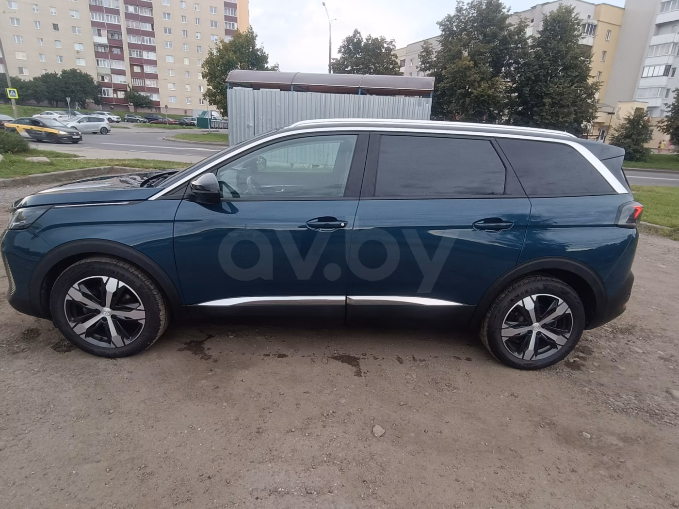 Peugeot 5008 фото 4