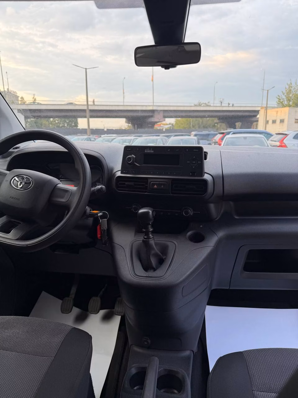 Toyota ProAce City фото 9