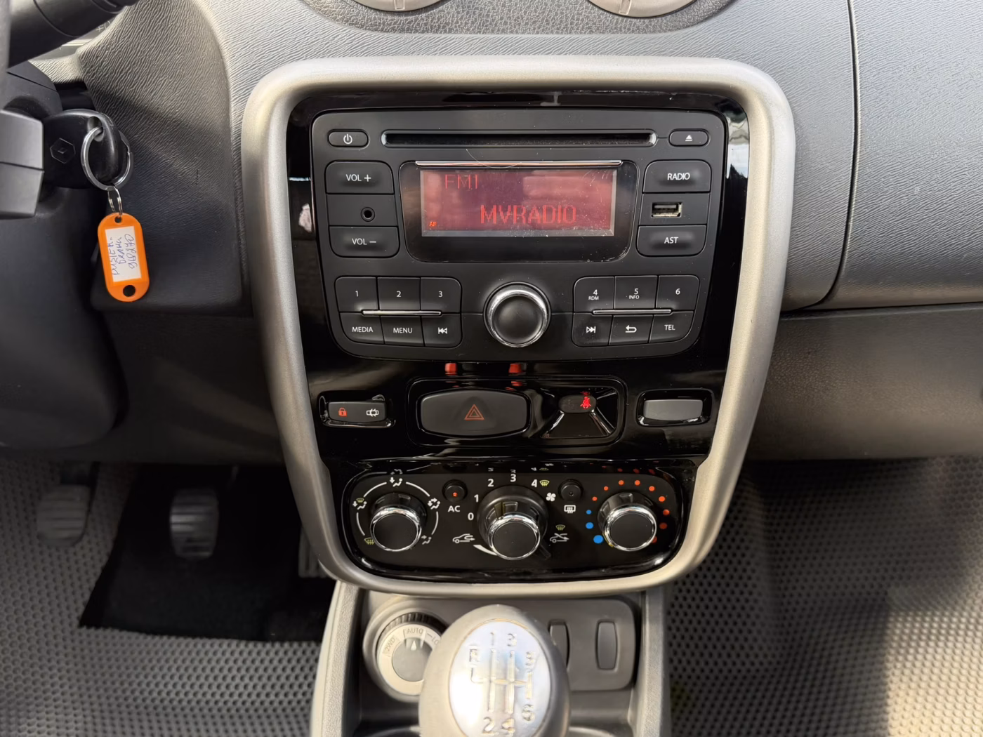 Renault Duster фото 14