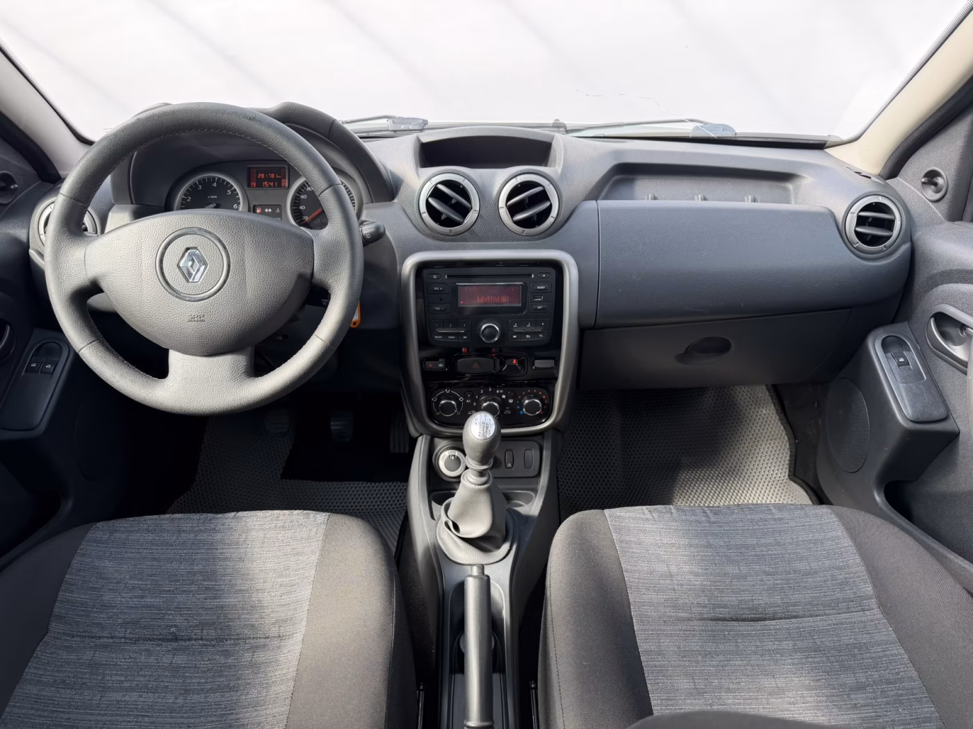 Renault Duster фото 11