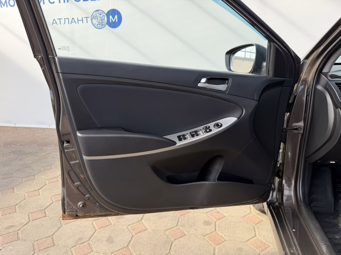 Hyundai Solaris фото 15