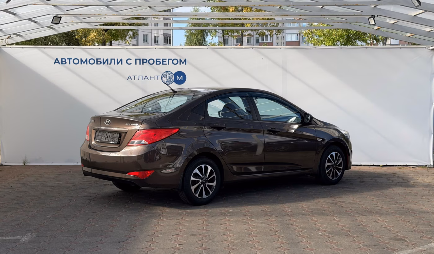 Hyundai Solaris фото 6