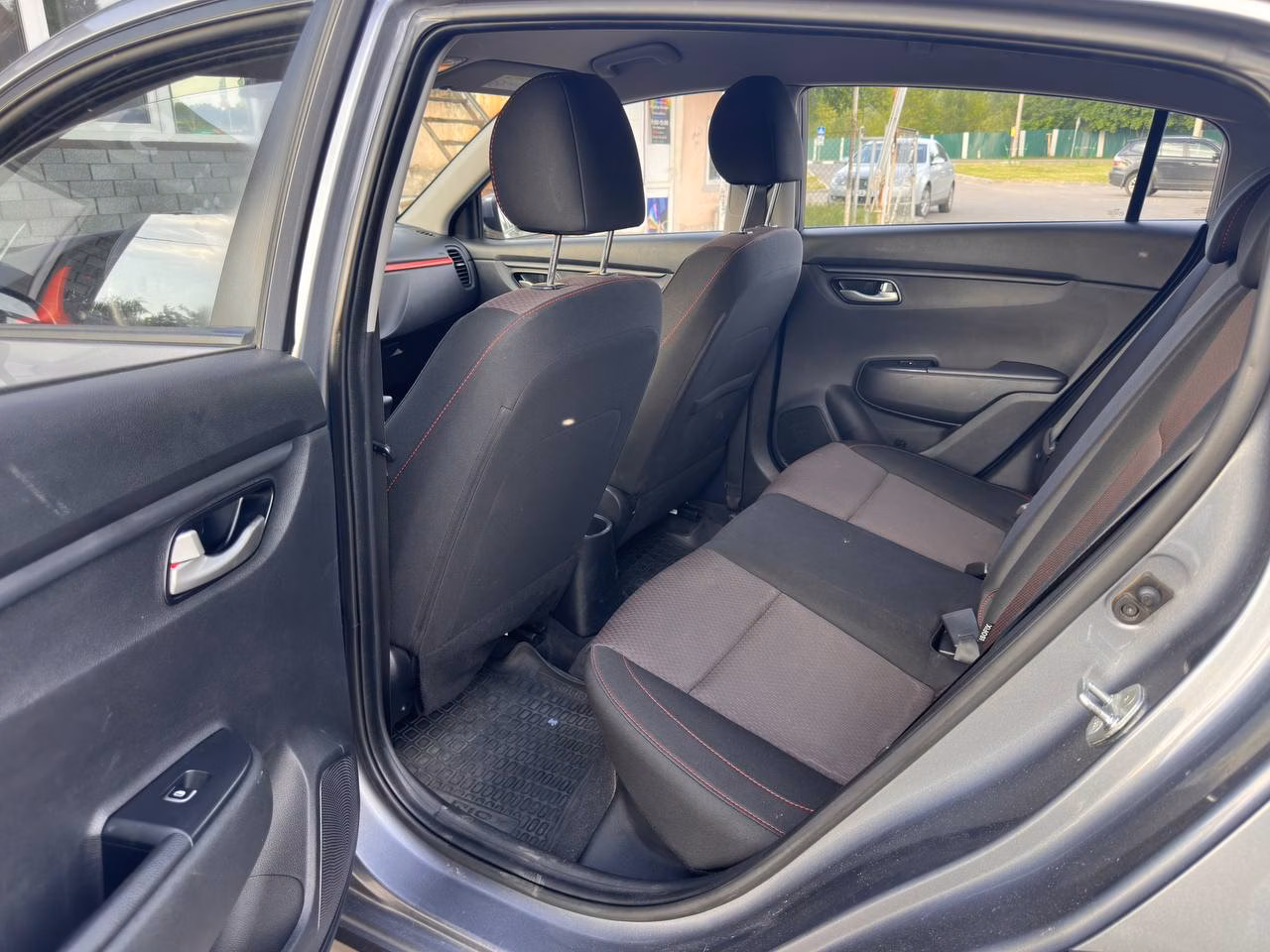 Kia Rio X (X-Line) фото 17