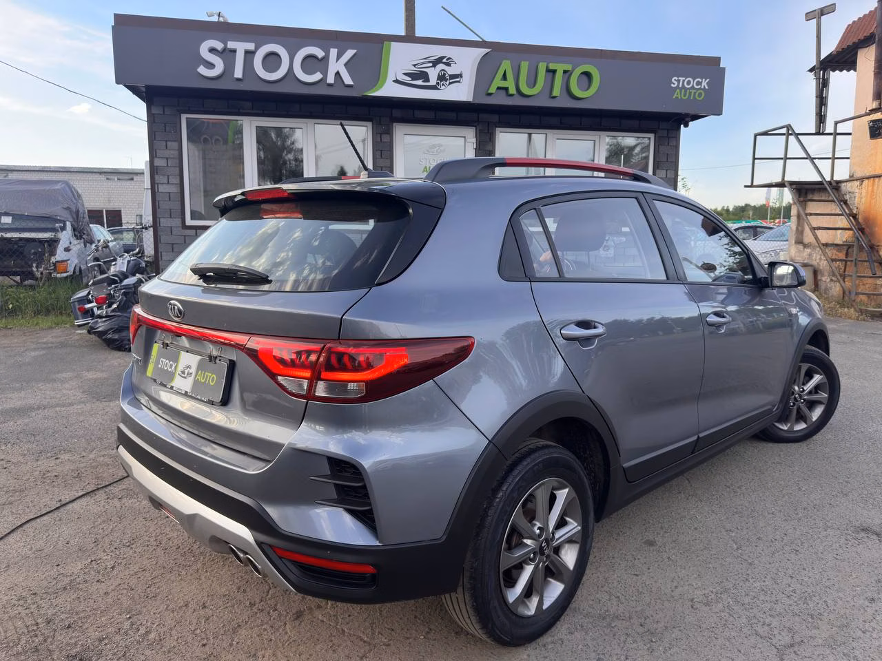 Kia Rio X (X-Line) фото 6