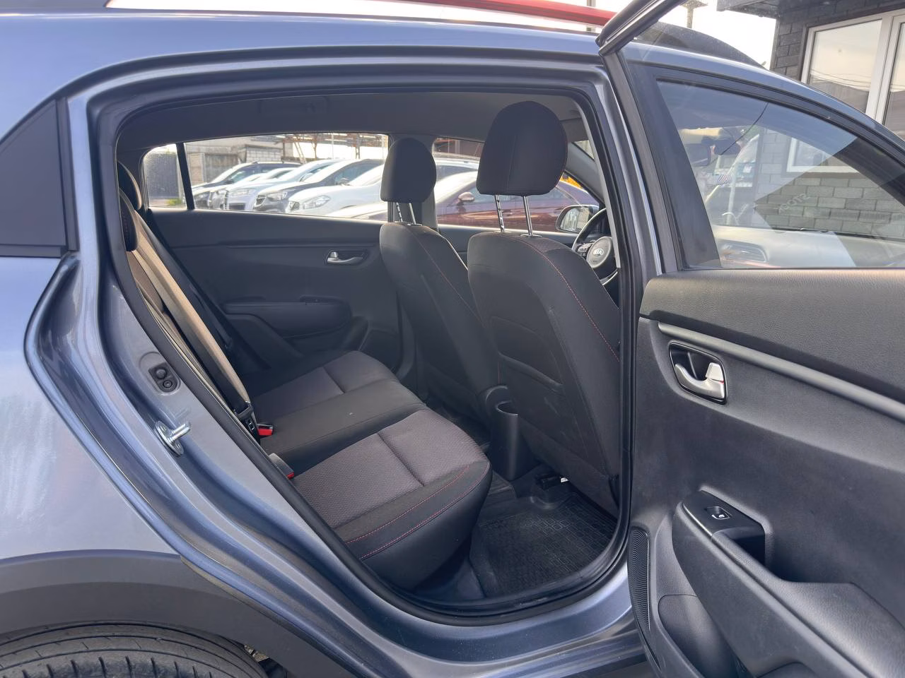 Kia Rio X (X-Line) фото 15