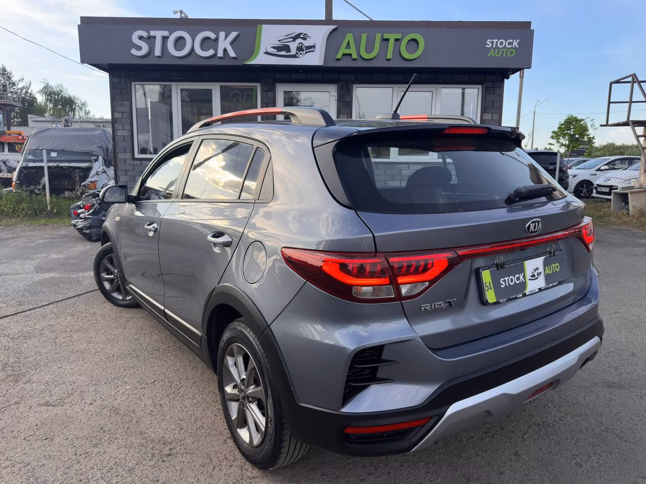 Kia Rio X (X-Line) фото 7